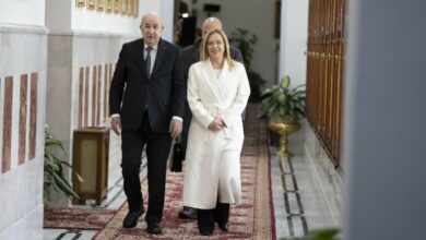 Meloni with President Tebboune in El Mouradia presidential palace (via Gazzetta del Sud)